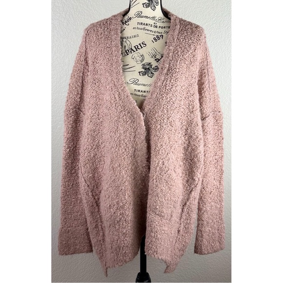 Free People Pink Boucle Fuzzy Chunky Knit Oversized V-Neck Cardigan, size XS - Picture 4 of 14